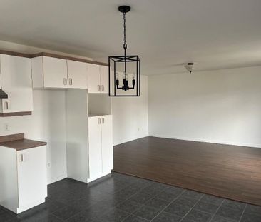 5 1/2 Style Condos - Photo 2