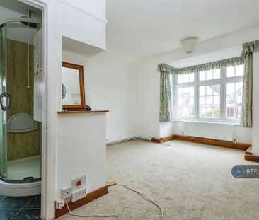 3 bedroom detached house to rent - Photo 6
