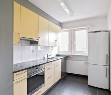 "Schöne Wohnung in ruhigem Quartier zu vermieten!" - Photo 3