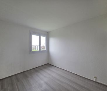 Location Appartement 4 pièces 75m² LIBOURNE 33500 - Photo 2