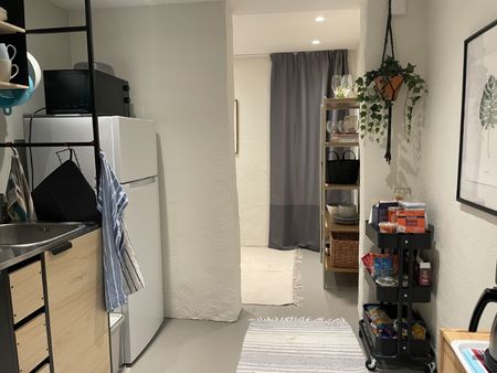 Älvsjö - 1rok - tillsv - 8.050kr/mån - Photo 5