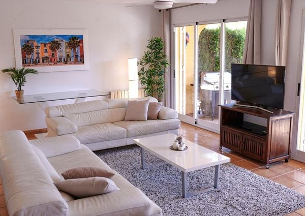 Beautiful independent chalet with 2 bedrooms and pool between Altea and Alfaz del Pi – #AC-05482