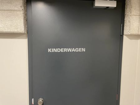 Wunderschöne 4-Zimmer Wohnung mit großer Dachterrasse und charmanten Dachschrägen in exklusivem Gebäude - ab 01.02.2026 - Foto 3