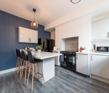 Wetherby Grove (room 1), Burley, Leeds - Photo 5
