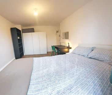 Room in a Shared Flat, Lewey House, E3 - Photo 6