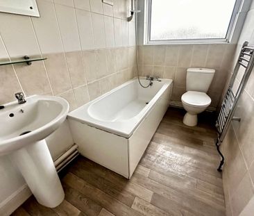 Canford Road - Photo 5