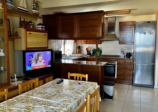 Duplex in Arenales del Sol, Playa de Los Arenales, for rent