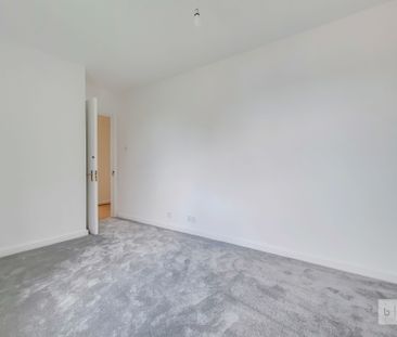 Benhill Road - Photo 5