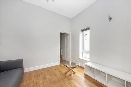 2 Bed Flat, Newcross, SE14 - Photo 2