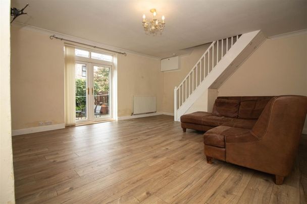 2 Bedroom House - Terraced - Photo 1