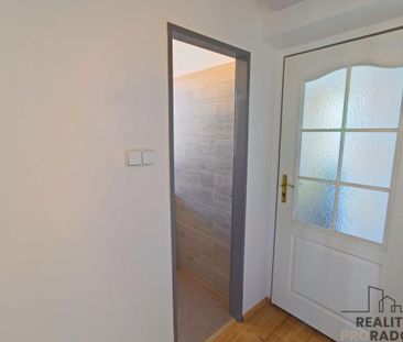 Pronájem bytu 1+kk 31 m2 - Fotografie 5