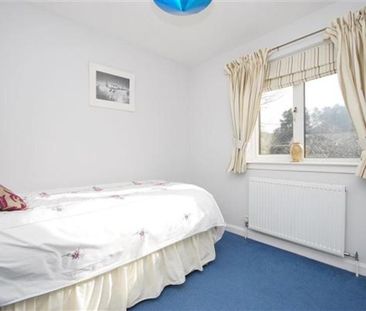 4 bedroom detached house to rent - Photo 6