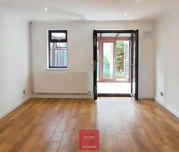 Terraced House to rent on - Photo 2