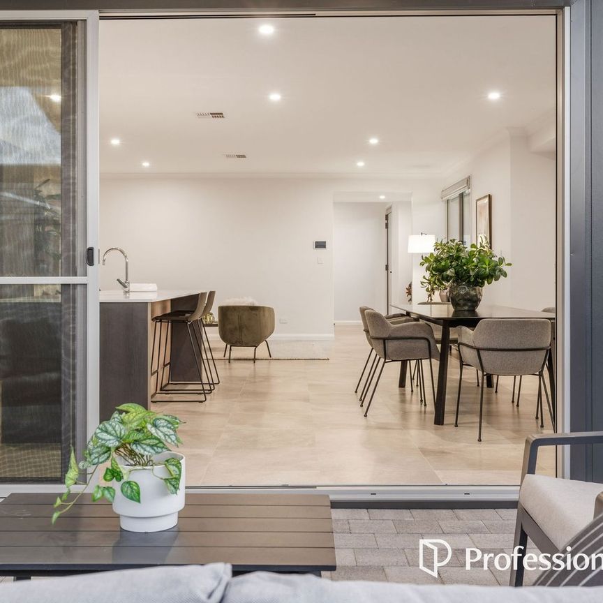 Brand-New High-Spec Home in Prime Balga Location - Photo 1