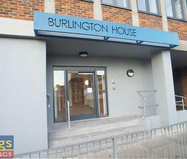 Burlington House, Waltham Cross, EN8 - Photo 1