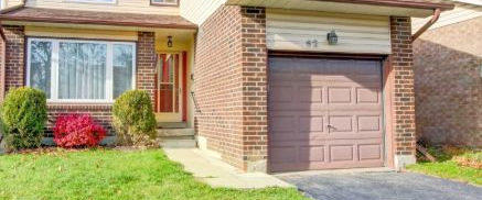 For Lease - 62 Courtleigh Square, Brampton, Ontario - Photo 1