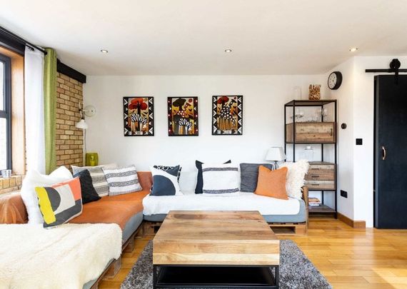 Southwark Bridge Road - Photo 1