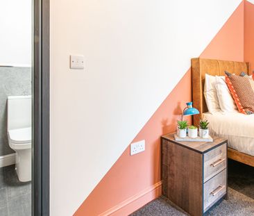 6 Bed (4Ensuite) Professional HMO Room 6 - Photo 1