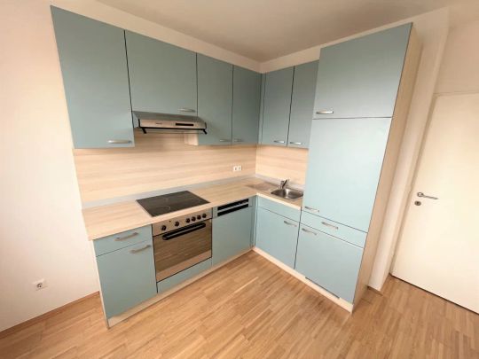 MODERNES WOHNEN IM DACHGESCHOSS - Foto 1