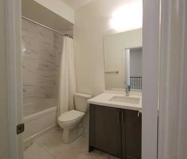 For Lease - 21 Riley Reed Lane, Richmond Hill, Ontario - Photo 4