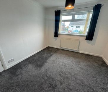 3 bedroom semi-detached house to rent - Photo 6