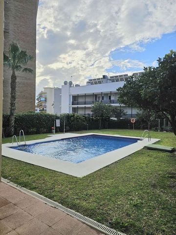 Alquiler de piso en Calle Puerto Real - Photo 2