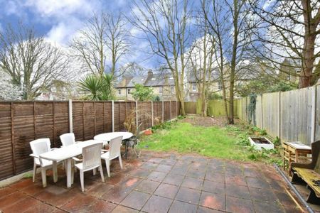 Crescent Way, Brockley, SE4 - Photo 4