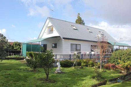 Wairau Valley 4 bdrm house waiting for you! - Photo 2