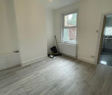 3 Bedroom House To Let - Photo 6