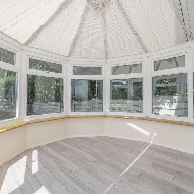 4 bedroom detached house to rent - Photo 1