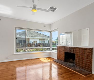 11 Renwick St, West Beach SA 5024 - House For Rent | Domain - Photo 2