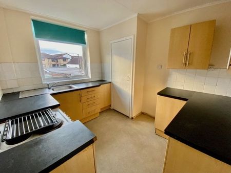 High Street, Biggleswade. SG18 - Photo 3