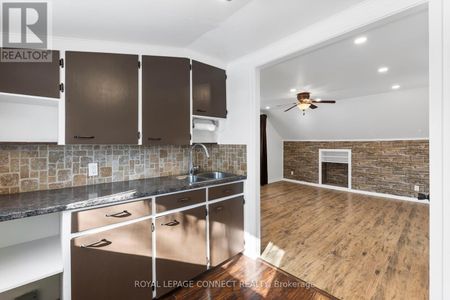 #Upper Level - 27 Elgin Street – Ajax, Ontario - Photo 4