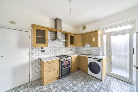 Windsor Road, Ilford, IG1 1HQ - Photo 2