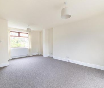 Collyer View, Ben Rhydding, Ilkley, LS29 - Photo 2