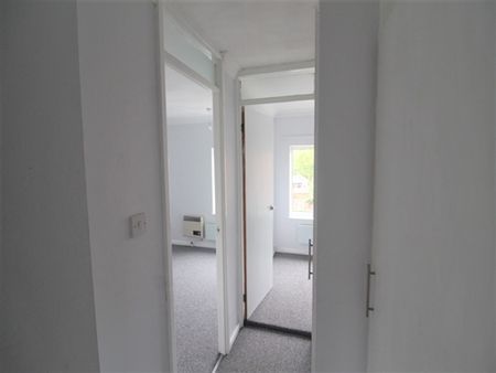 2 Bedroom Flat to Rent, North Walsham NR28 - Photo 4