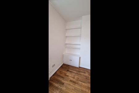 Studio Flat, Wesleyan Place, NW5 - Photo 4