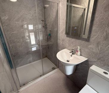 1 bedroom hotel room to rent - Photo 6