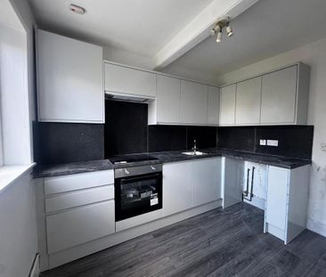 3 bedroom detached house to rent - Photo 6