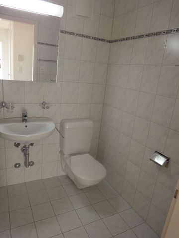Gemütliche 2-Zimmer-Wohnung in Dübendorf zentral gelegen - Photo 3