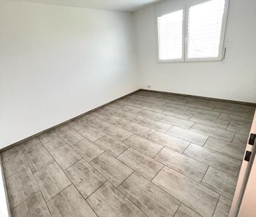 Per sofort zu vermieten 4.5 Zi-Wohnung mit eigener Waschküche gross... - Photo 3