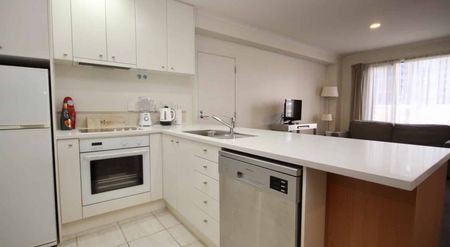 CITY LIFE HOTEL - QUEEN STREET !!!! 67 SQM - DELUXE SUITE - Photo 2