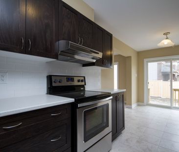 For Lease - 464 Brettonwood Ridge, Kanata, Ontario - Photo 6