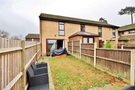 Inkerman Road, Knaphill, Woking, Surrey, GU21 - Photo 5