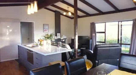 Lovely Home in Oxford Terrace - Photo 4