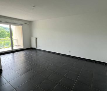 LOCATION CLOUANGE F2 CUISINE EQUIPEE BALCON ET GARAGE - Photo 5