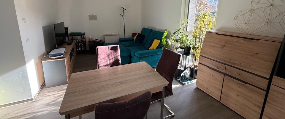 Moderne 3 Raum Wohnung mit Balkon - Foto 1