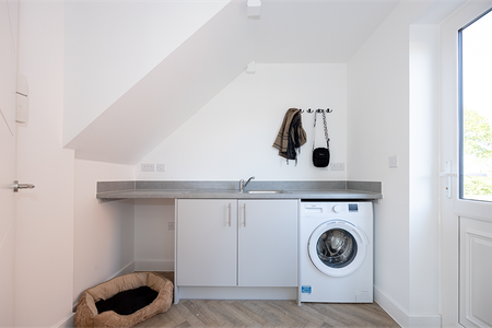 3 bedroom detached house to rent - Photo 3