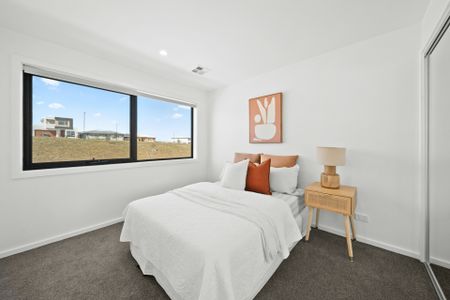 6 Pannell Street, Whitlam ACT, Belconnen - Photo 3