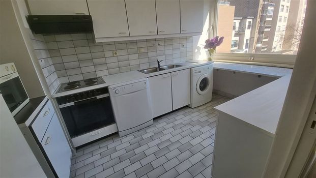 Ruim en gemeubels appartement | Stadspark - Foto 1